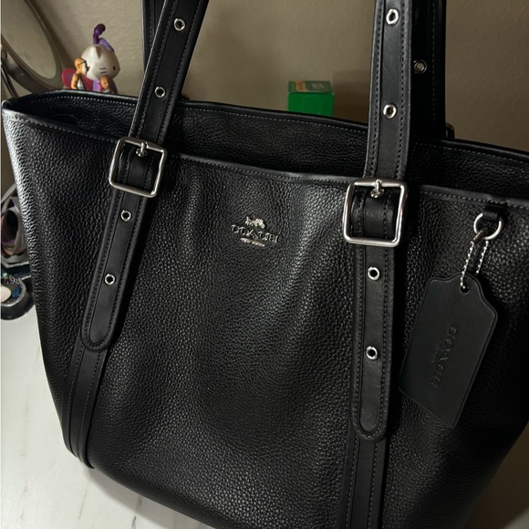 Coach Handbags - Coach bag